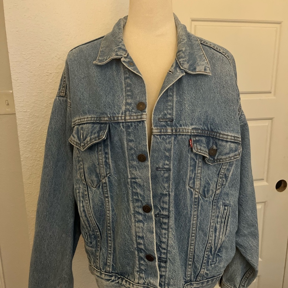 Vintage 1980s Levi’s Men’s Denim Trucker Jacket – Classic Jean Jacket – Pre-1994